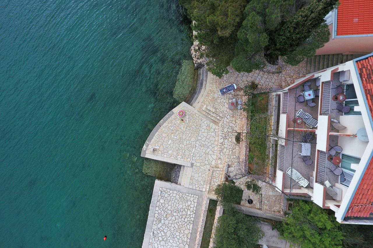 Apartments By The Sea Starigrad Paklenica Tribanj-Kruscica Exterior foto