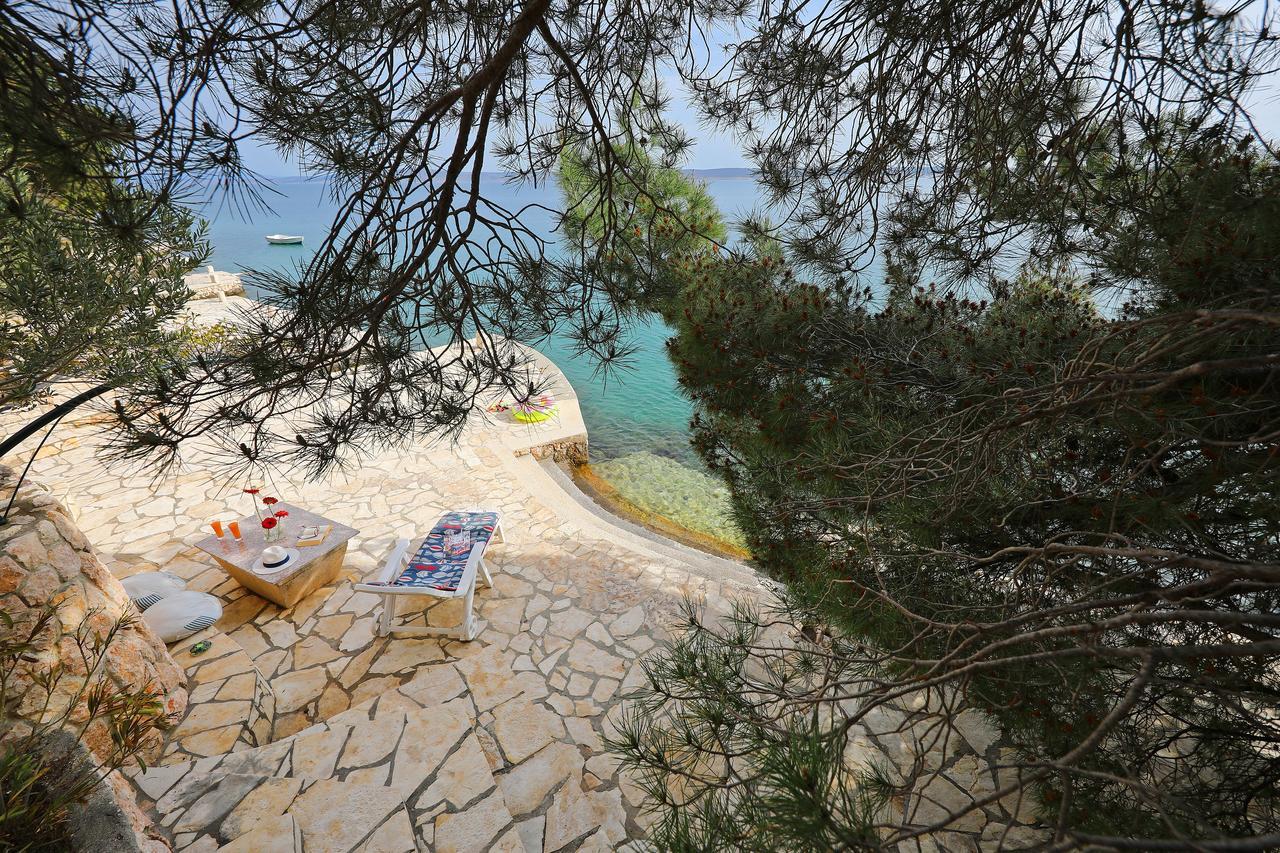 Apartments By The Sea Starigrad Paklenica Tribanj-Kruscica Exterior foto