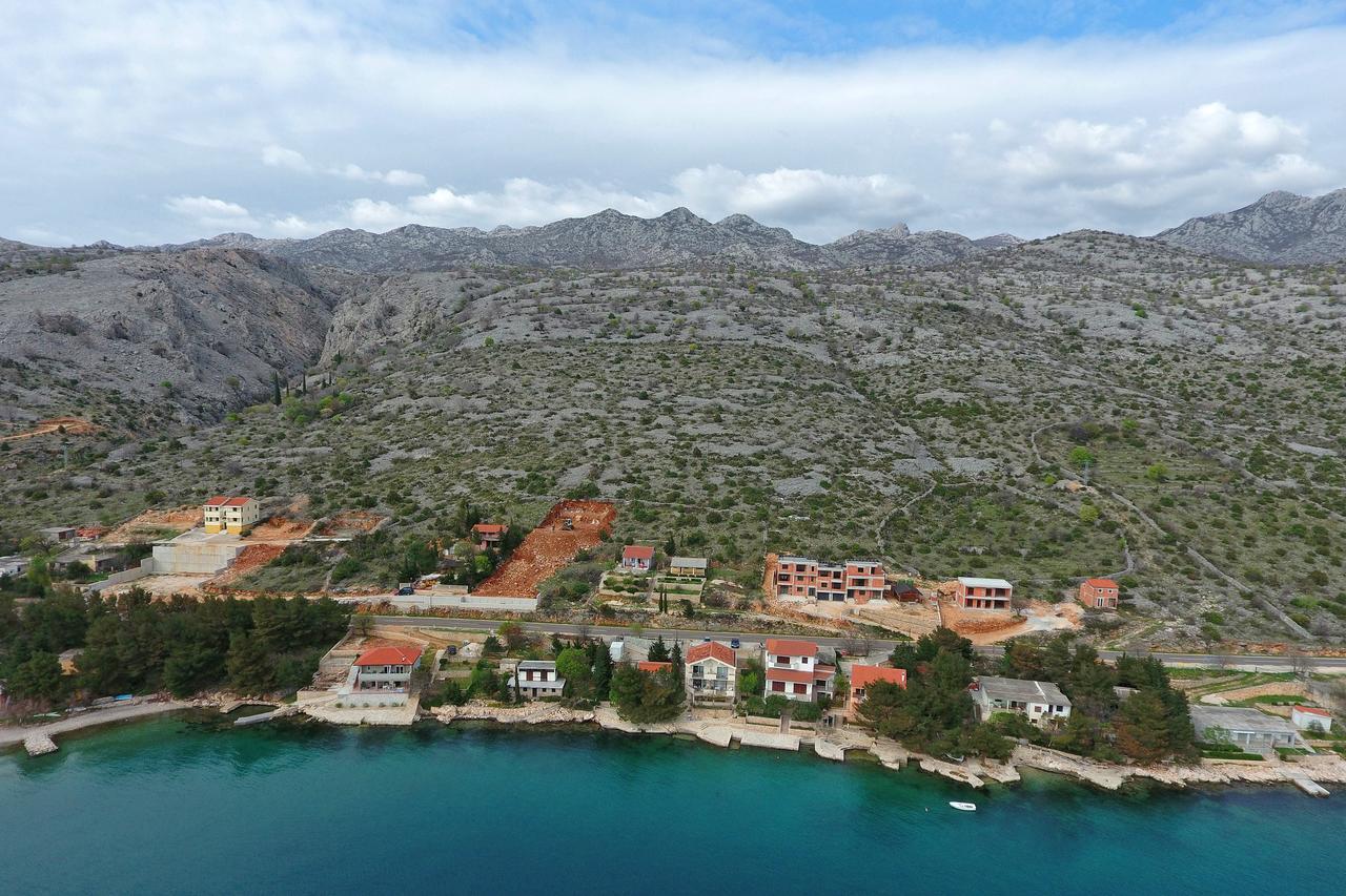 Apartments By The Sea Starigrad Paklenica Tribanj-Kruscica Exterior foto