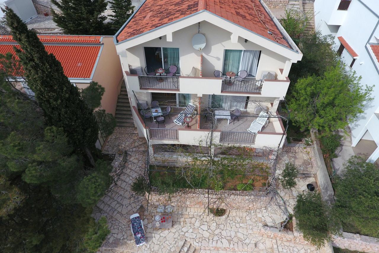 Apartments By The Sea Starigrad Paklenica Tribanj-Kruscica Exterior foto